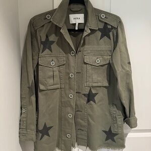 Army style woman’s light weight jacket